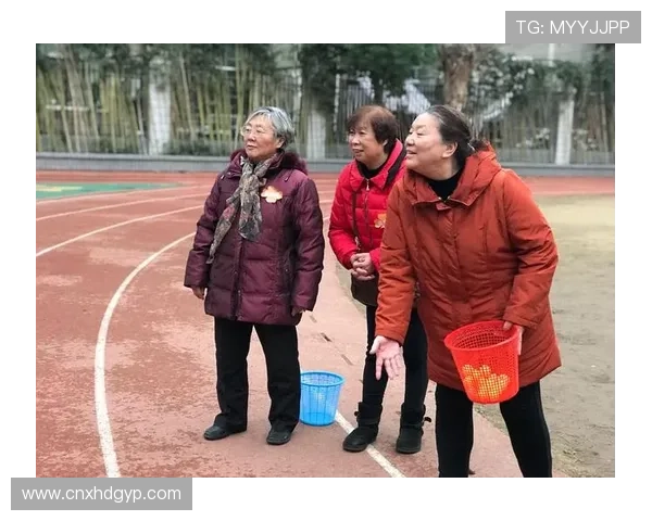 贺信传情寄祝福庆祝佳节共迎美好未来的温馨寄语